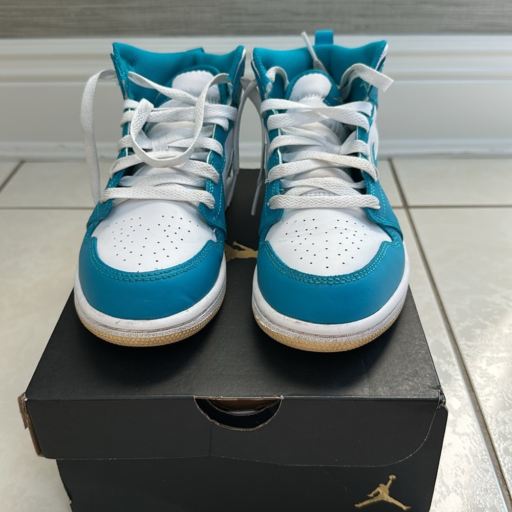 Jordan 1 Mid Preschool size 3 Y in Aquatone - Picture 5 of 11